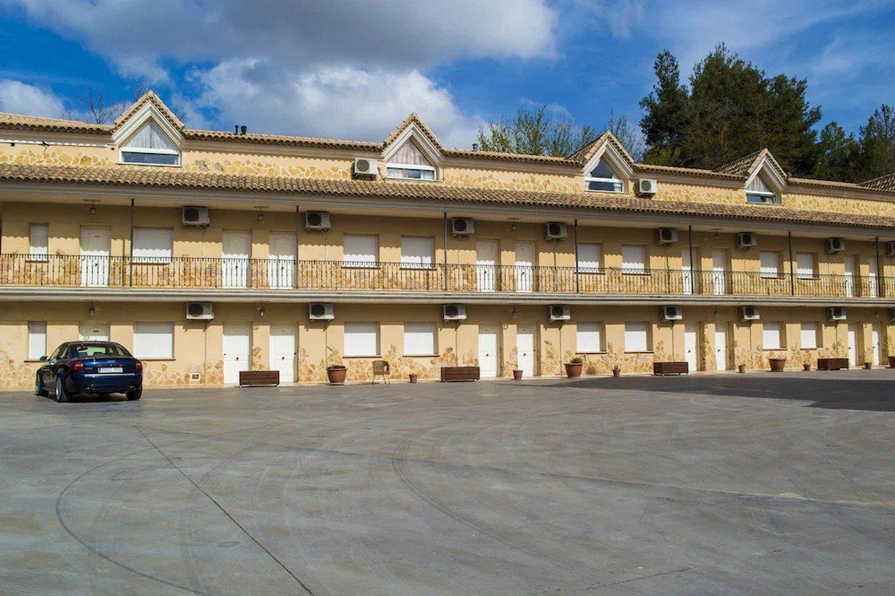 Hotel Restaurante Setos Motilla Del Palancar Buitenkant foto